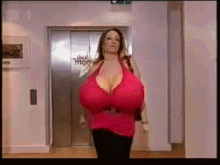 chelsea-charms-boobs.gif