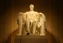 Lincoln-statue-web.jpg