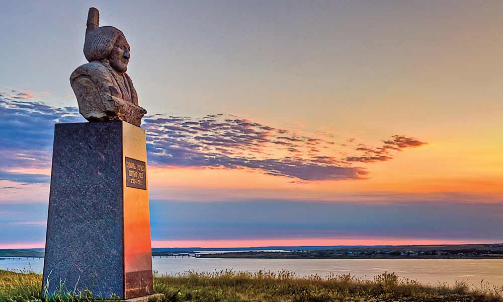 SF_ND_SD_MT_Sitting-Bull-Memorial.jpg