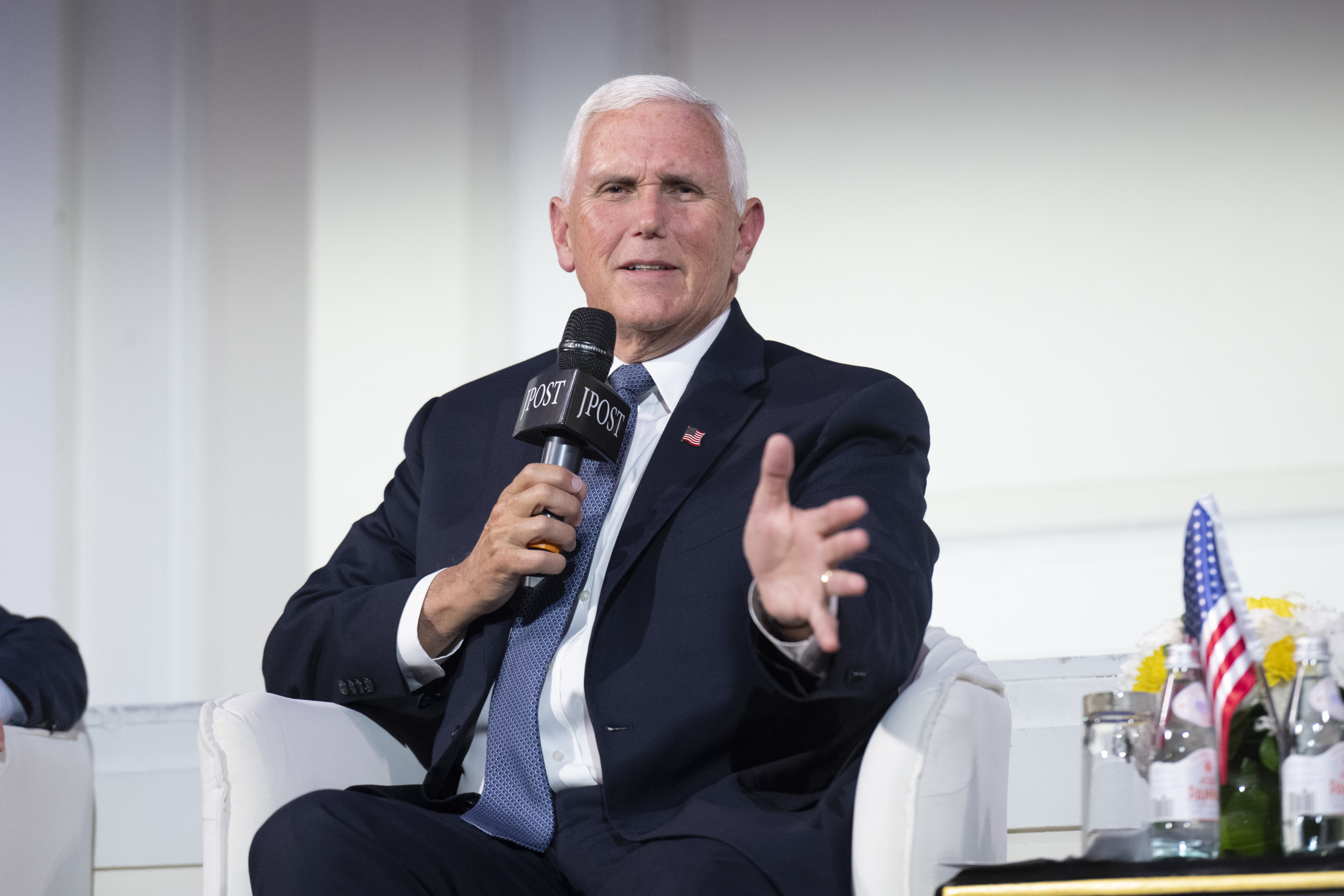 www.newsweek.com