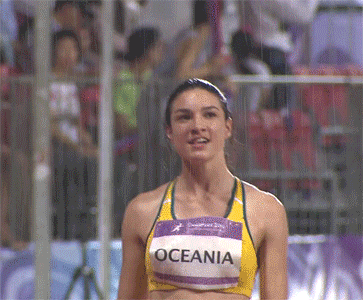 01-michelle-jenneke.gif