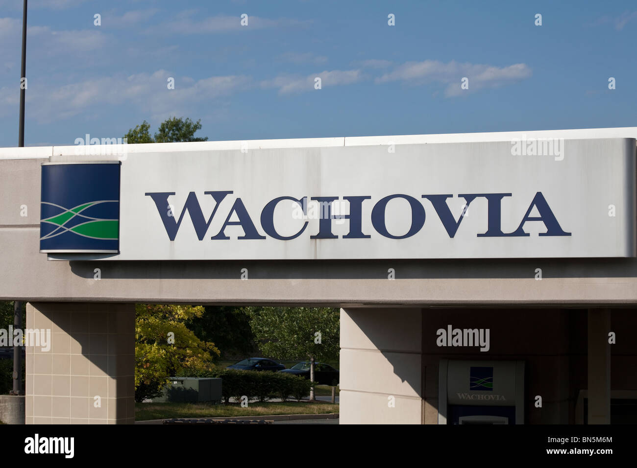 wachovia-bank-sign-king-of-prussia-mall-near-philadelphia-pa-usa-BN5M6M.jpg