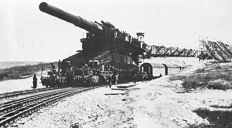 800px-800_mm_gun_gustav_in_Soviet_Union_1941.jpg